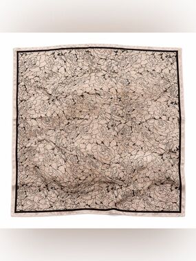 Valentino floral print beige square scarf size 35x35 inch‼️Last one left